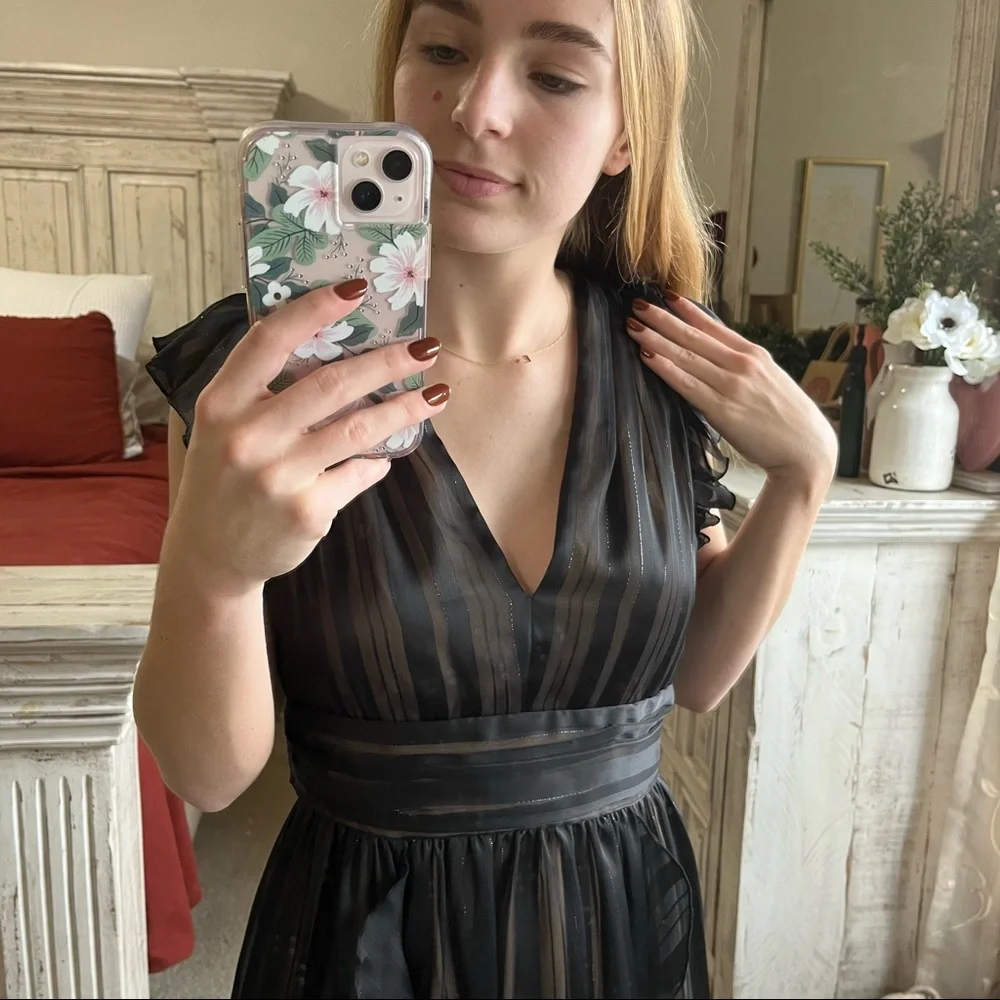 NWT BCBGMAXAZRIA SIZE 4 BLACK FLOWY HIGH LOW DRESS BLACK - Picture 5 of 9